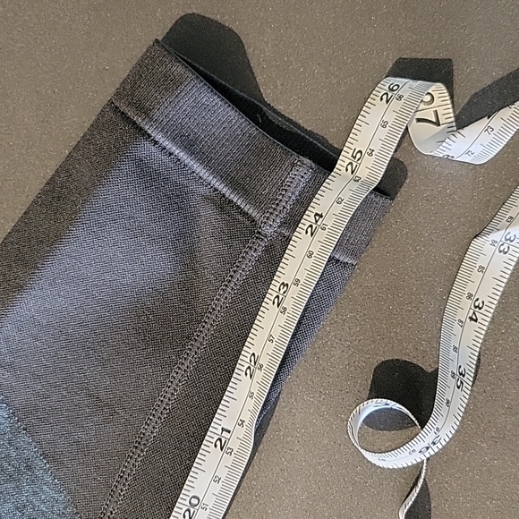 Fabletics Legging - Picture 6 of 8